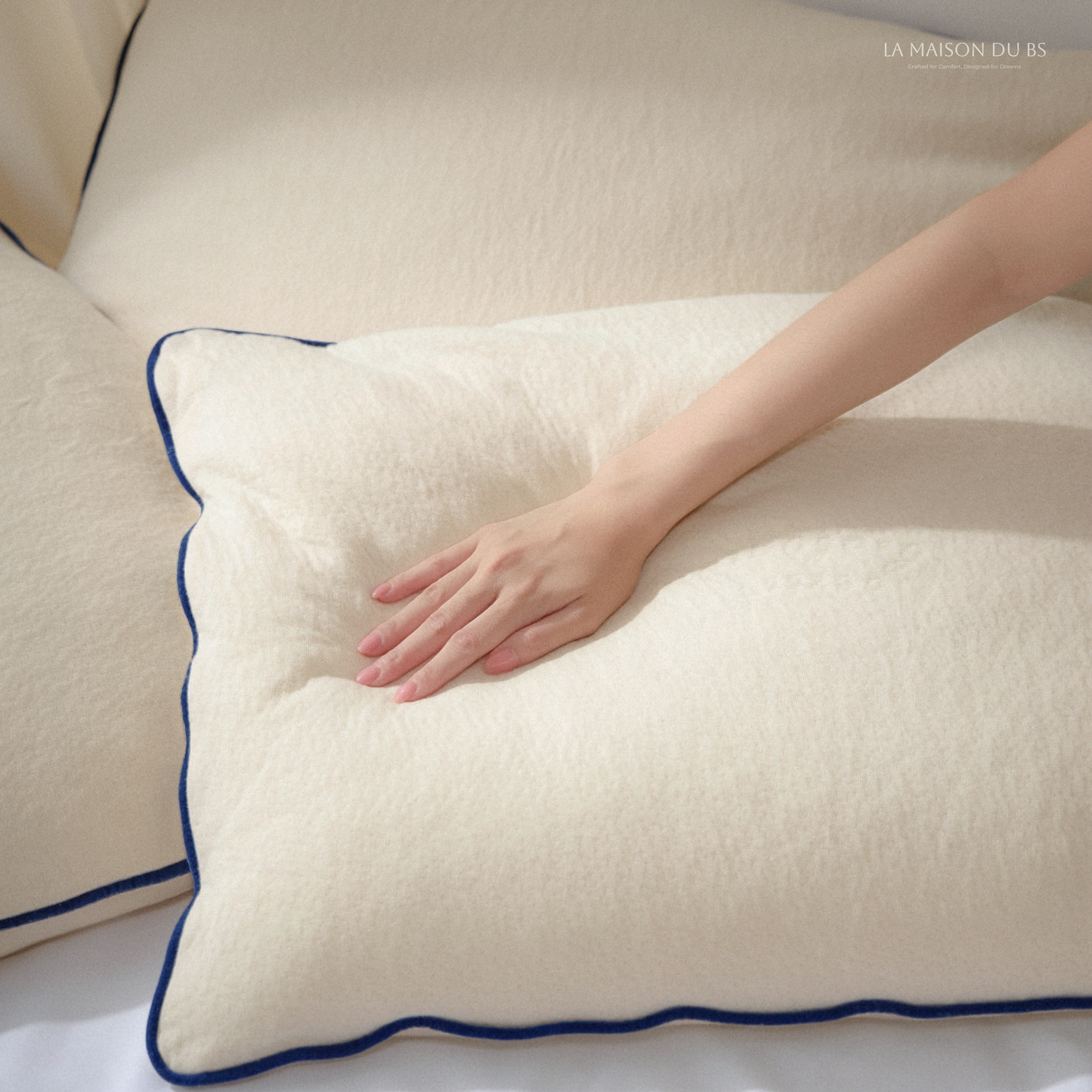 DOUX NUAGE PILLOW ( KING SIZE 48×74 CM )